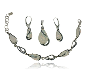 Srebrny Efektowny Oksydowany Komplet z Kamieniem Księżycowym